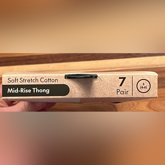 No Boundaries Mid Rise Colorful
Thong Panties - 7 Pack. NWT. Size S (4-6) - Picture 12 of 12